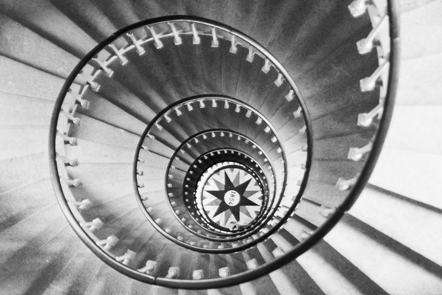 centered image